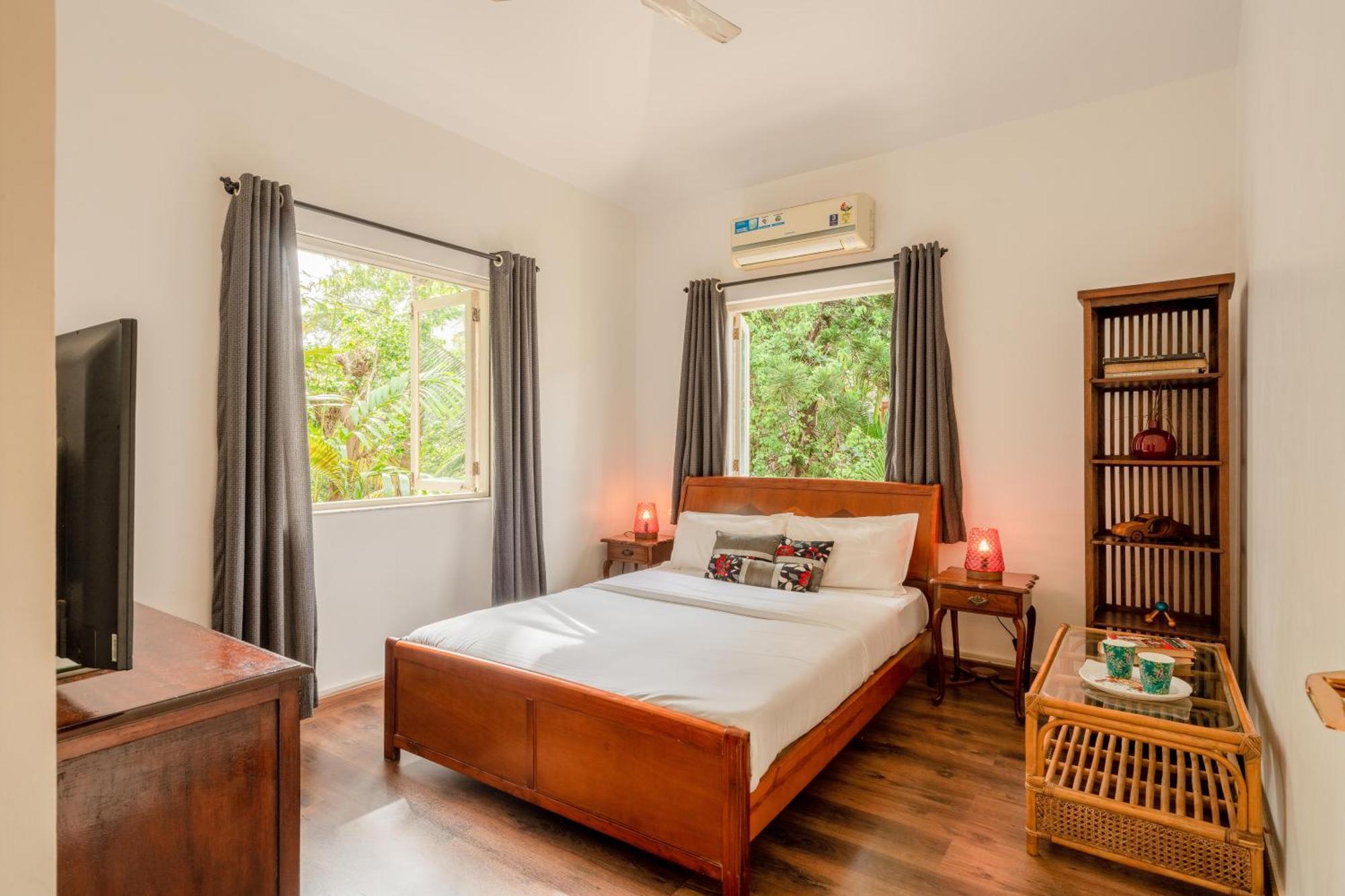 The Bumblebee- Serene 3bhk Villa- Candolim, Goa By Staymonkey Villa Candolim