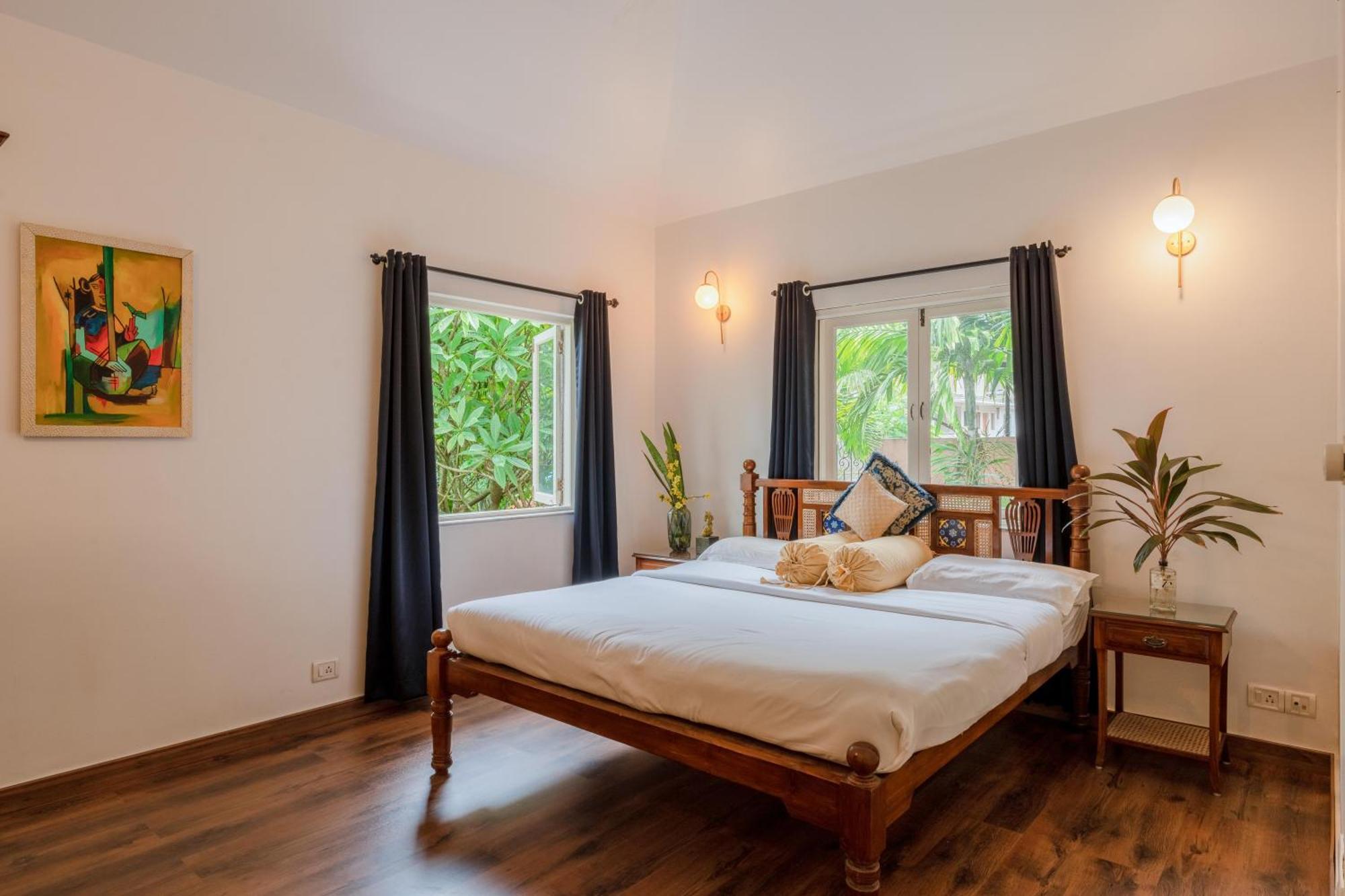The Bumblebee- Serene 3bhk Villa- Candolim, Goa By Staymonkey *